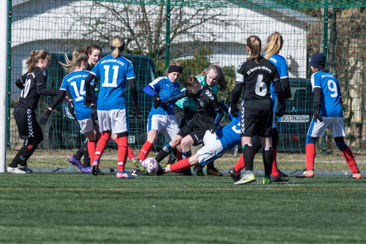 Bild 210 - B-Juniorinnen Halbfinale SVHU - Holstein Kiel : Ergebnis: 3:0